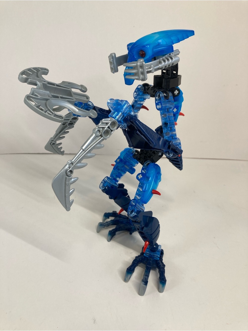 LEGO Bionicle Barraki 8916 Takadox Complete Figure Missing Squids Blue